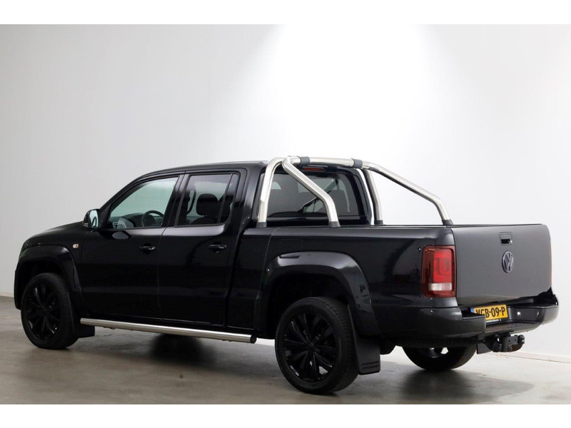 39754577-volkswagen-amarok-11