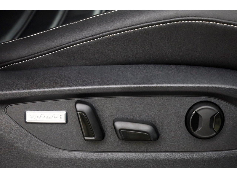 39754577-volkswagen-amarok-16