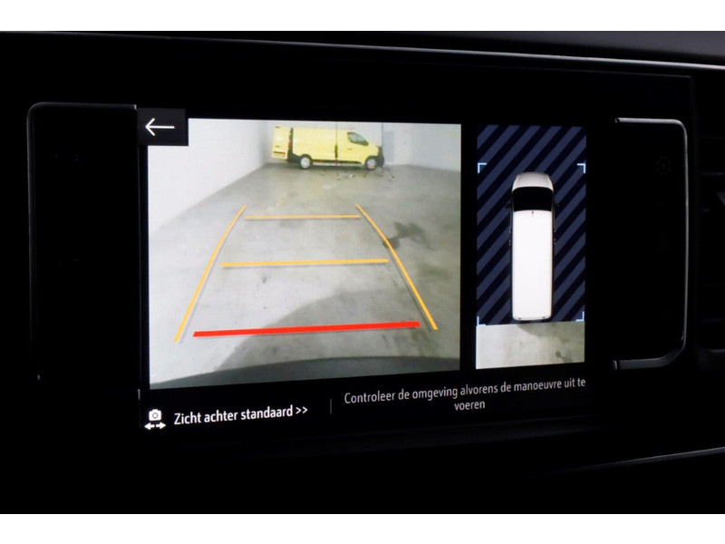 41130952-opel-vivaro-14