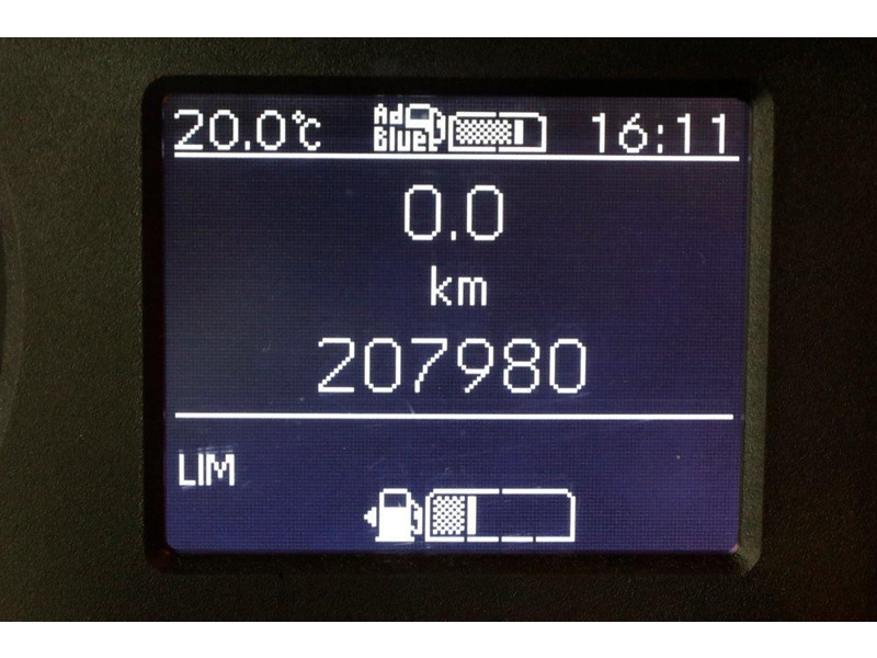 41171826-mercedes-benz-sprinter-17