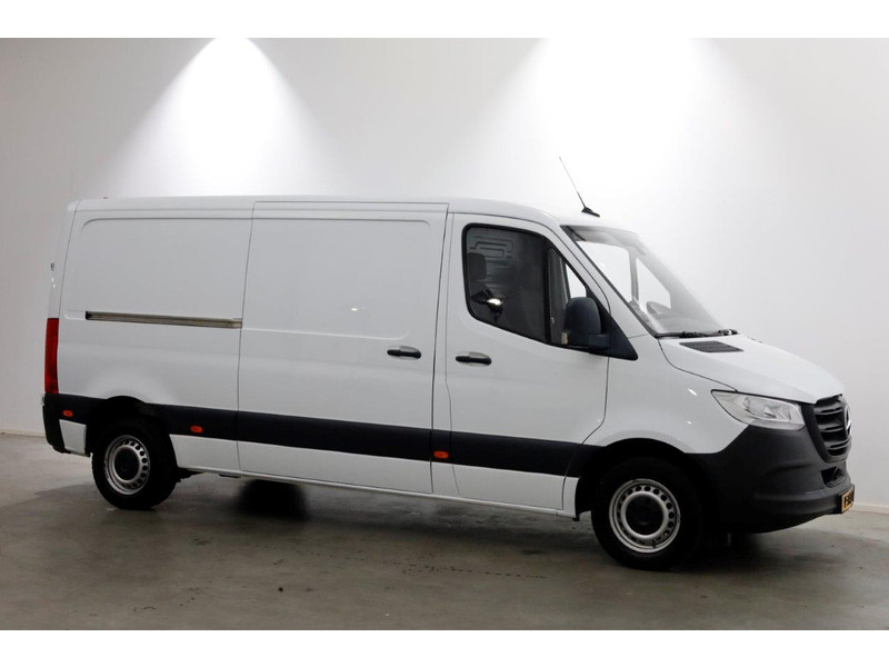 41441044-mercedes-benz-sprinter-10