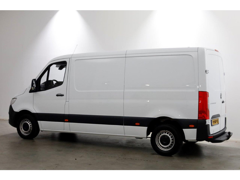 41441044-mercedes-benz-sprinter-9