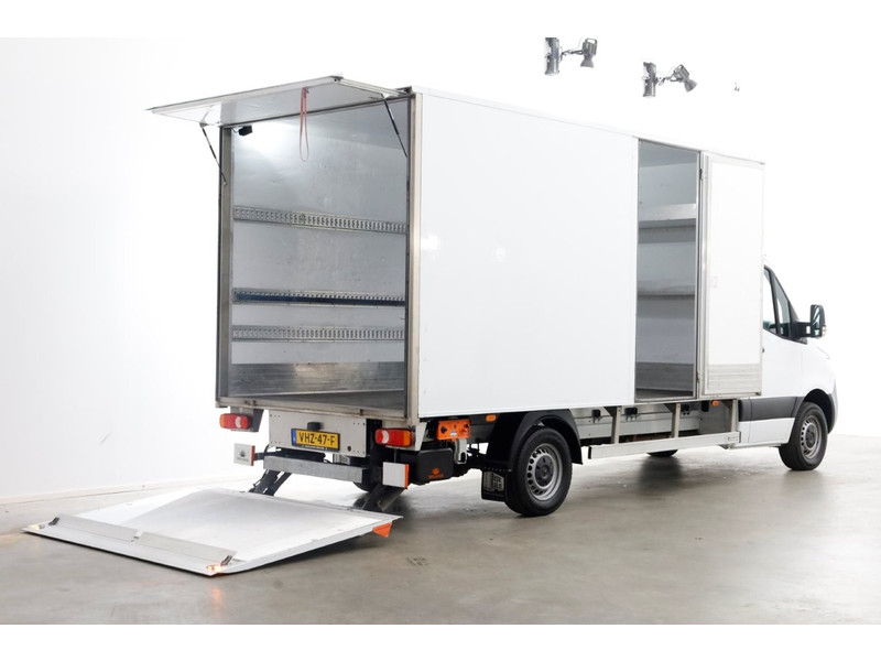 42254855-mercedes-benz-sprinter-3