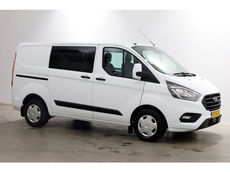 42268627-ford-transit-custom-12