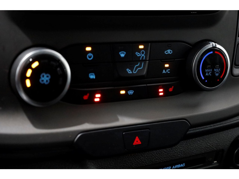 42268627-ford-transit-custom-17