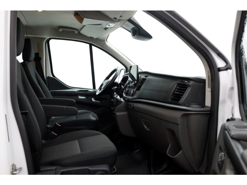 42268627-ford-transit-custom-6