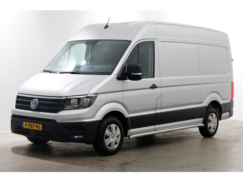 42310219-volkswagen-crafter-8