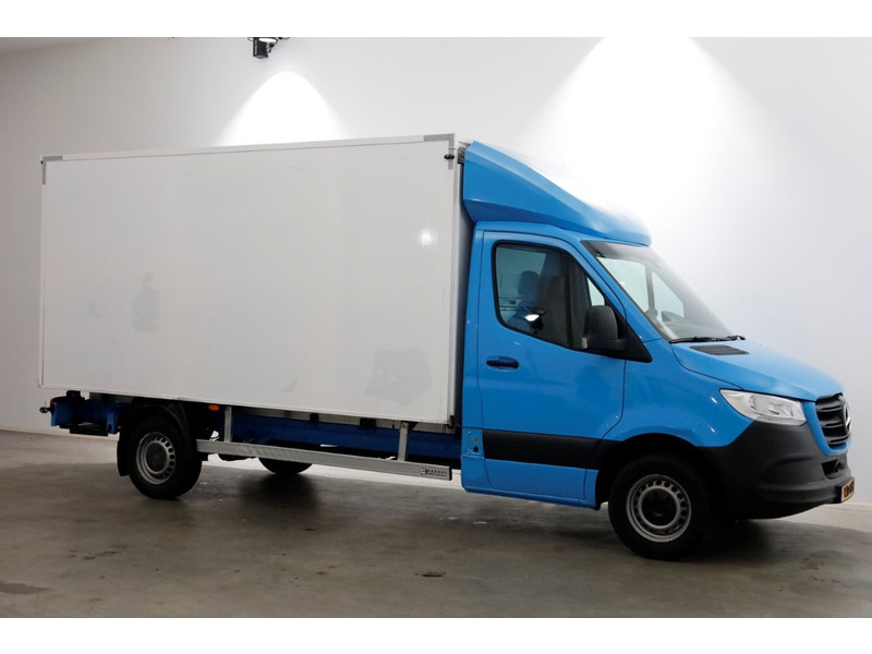 42573735-mercedes-benz-sprinter-10