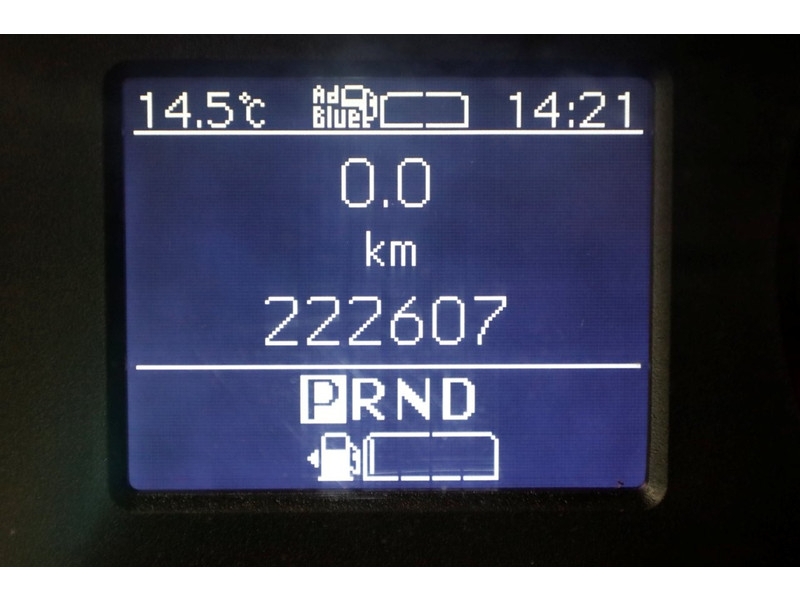 42573735-mercedes-benz-sprinter-14