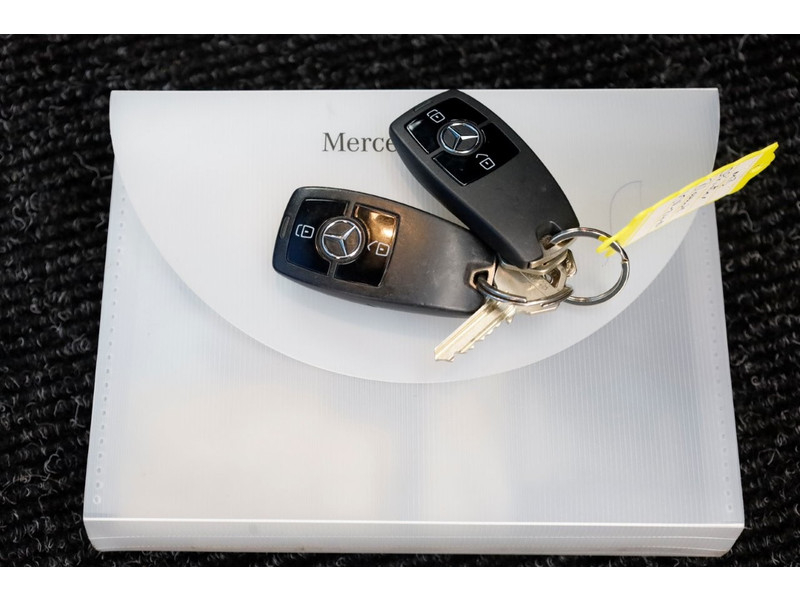 42595931-mercedes-benz-sprinter-6