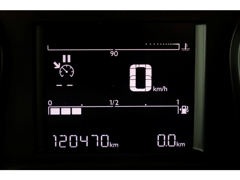 42739009-opel-vivaro-17