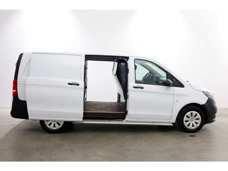 42775668-mercedes-benz-vito-7