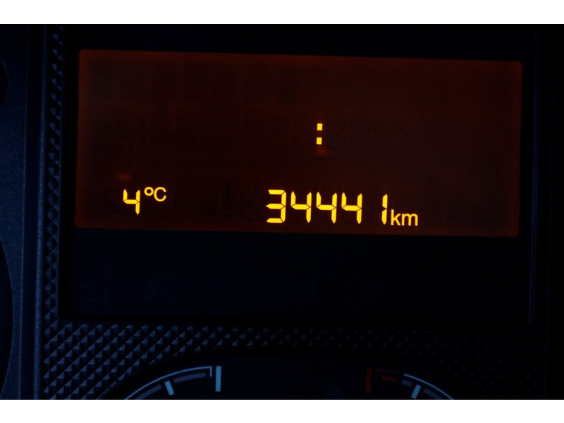 42795754-peugeot-boxer-15