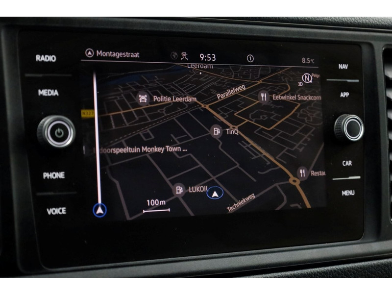 43617418-volkswagen-crafter-16