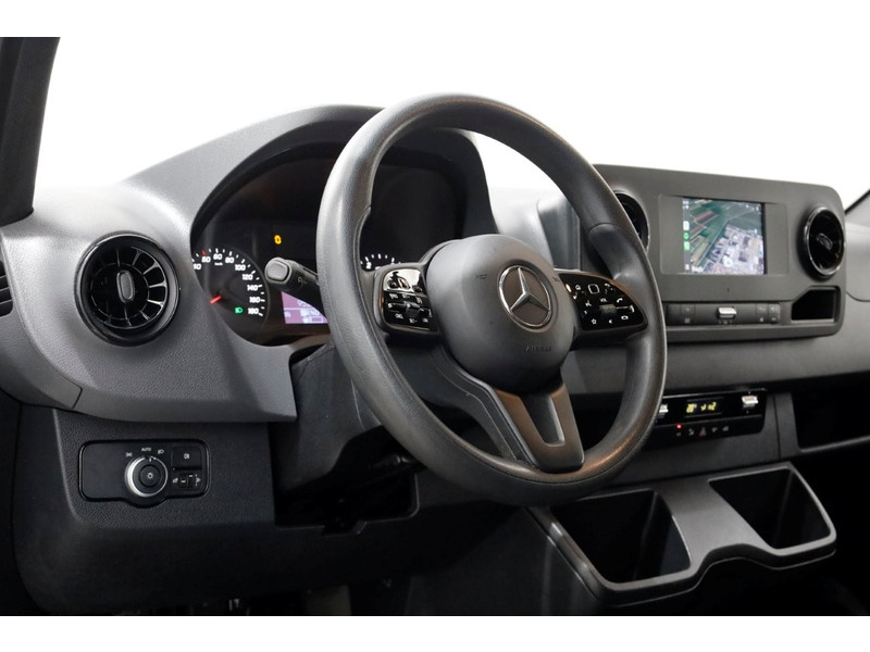 43671978-mercedes-benz-sprinter-12