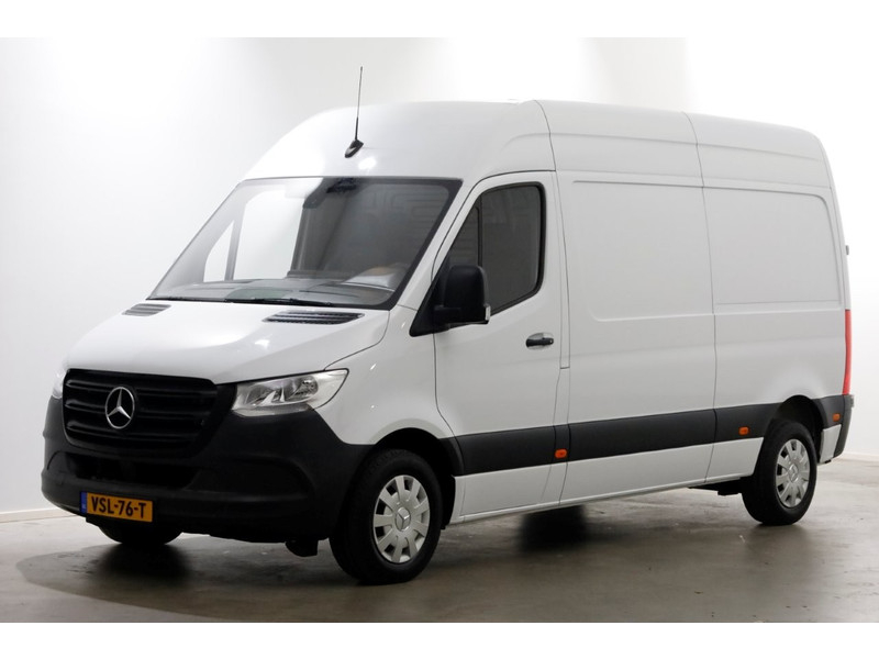 43890131-mercedes-benz-sprinter-8