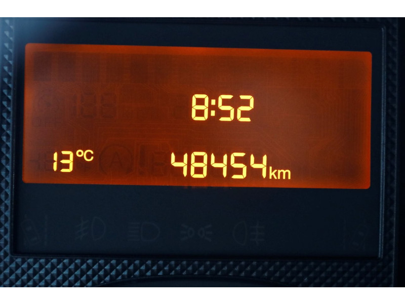 43901733-peugeot-boxer-15