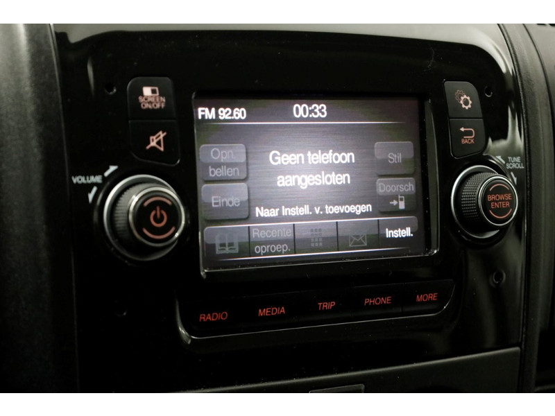 44294695-peugeot-boxer-14