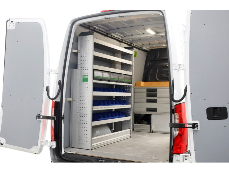 44483291-mercedes-benz-sprinter-11