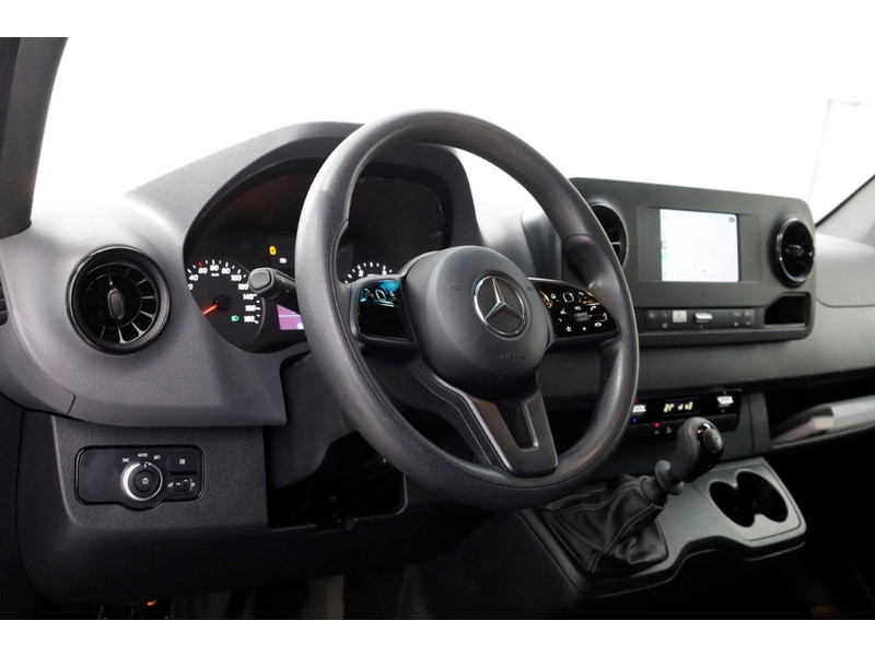 44483291-mercedes-benz-sprinter-14