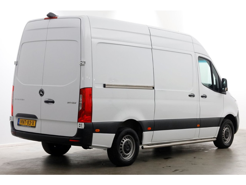 44483291-mercedes-benz-sprinter-2