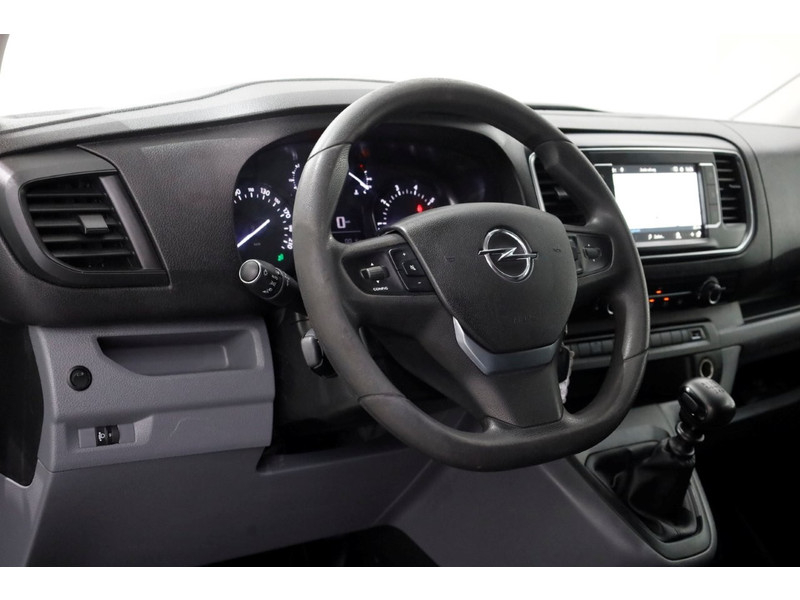 44574794-opel-vivaro-15