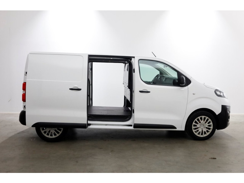 44574794-opel-vivaro-7