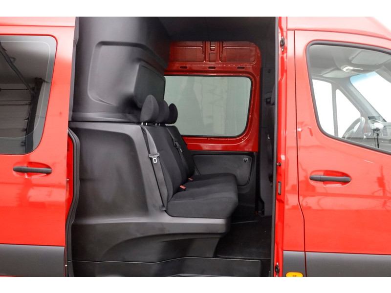 44733005-mercedes-benz-sprinter-6