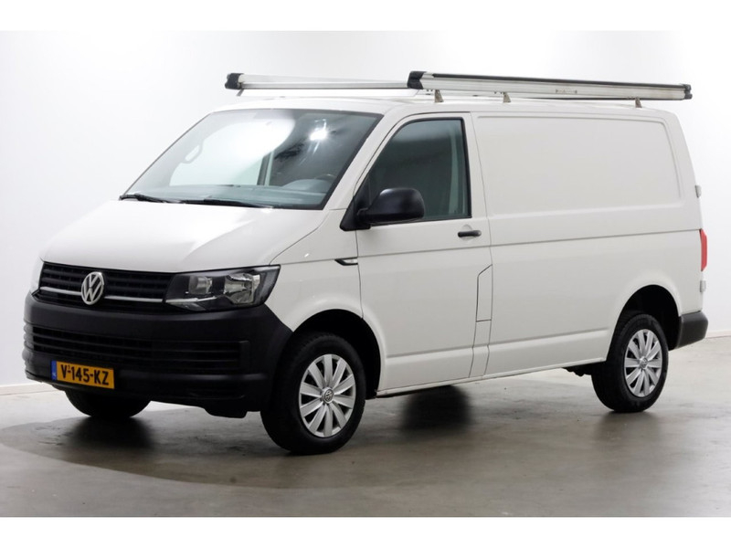 44939674-volkswagen-transporter-17