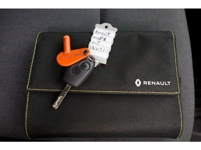 44998280-renault-master-7