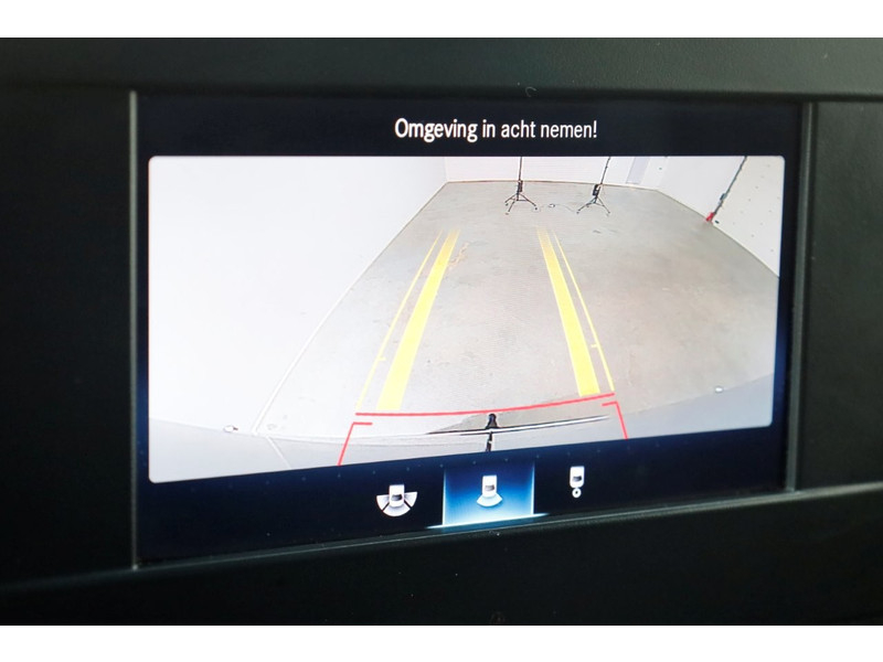 45106468-mercedes-benz-sprinter-15