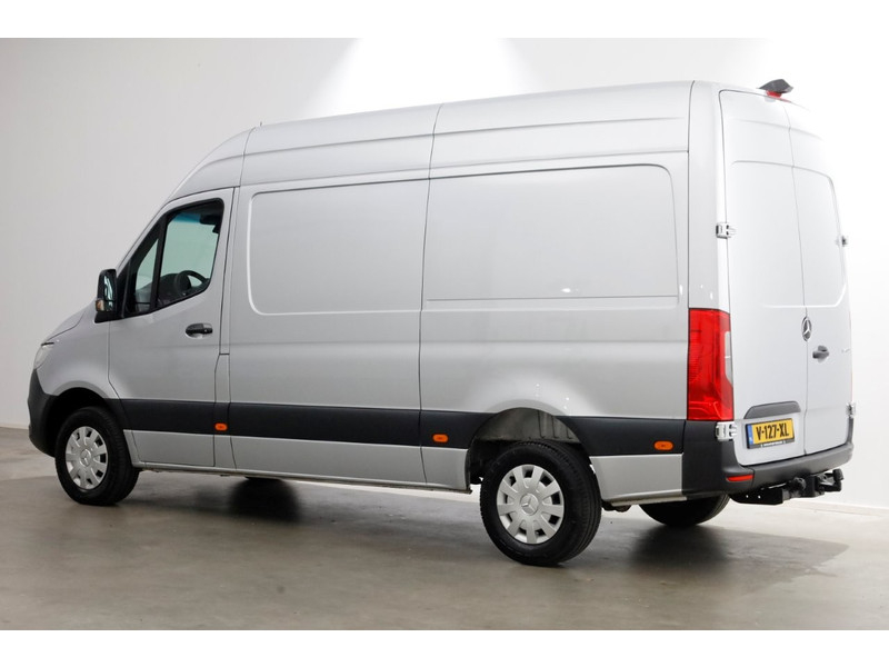 45106468-mercedes-benz-sprinter-9