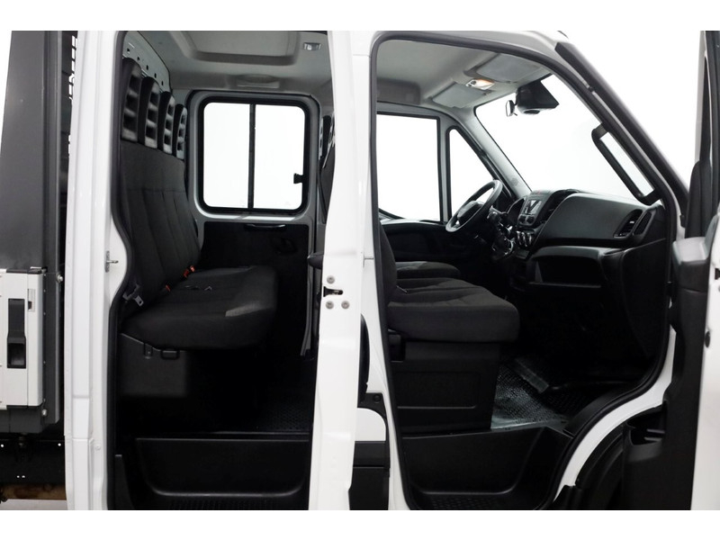 45193567-iveco-daily-3