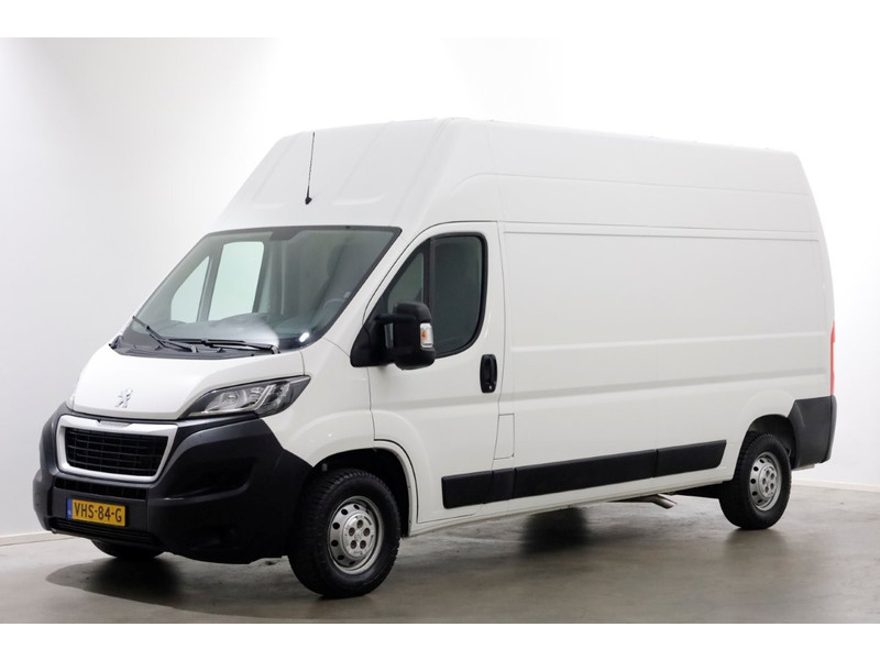 45605878-peugeot-boxer-8