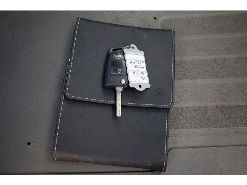 45611019-volkswagen-crafter-6