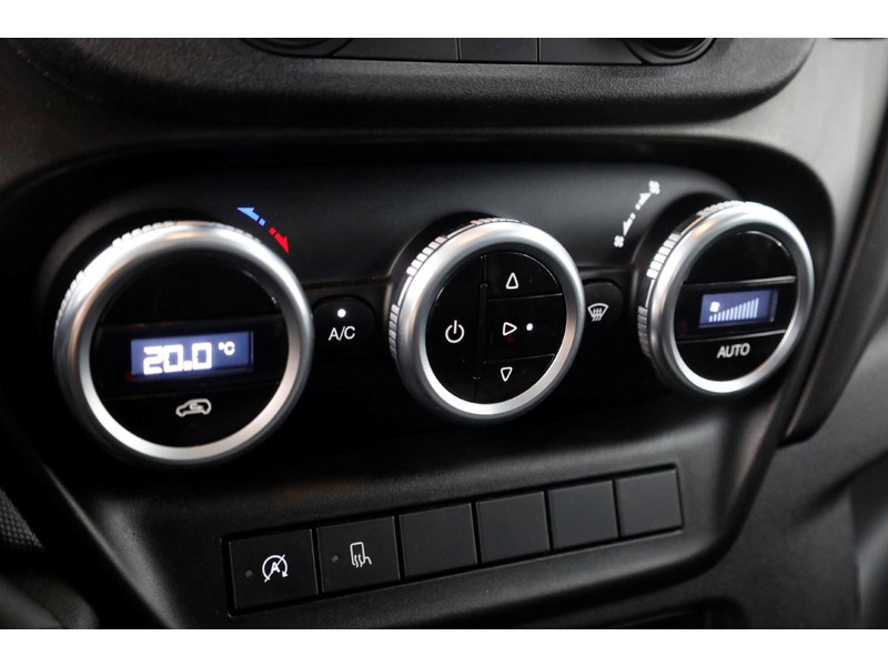 45611756-iveco-daily-17