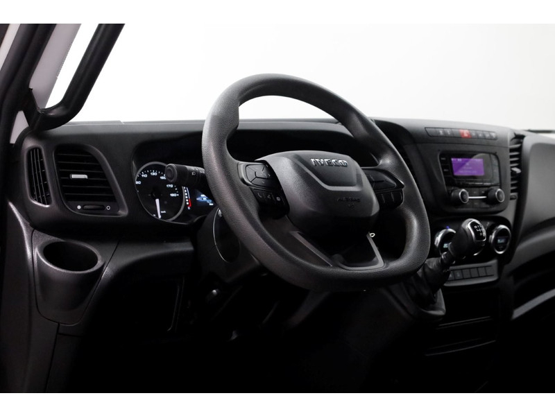 45737860-iveco-daily-18