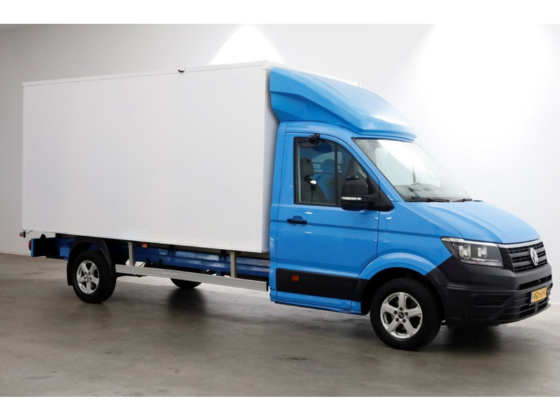 45796800-volkswagen-crafter-10