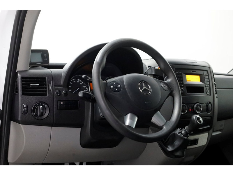 45835366-mercedes-benz-sprinter-12