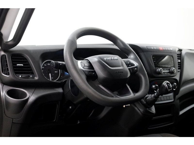 45917978-iveco-daily-12