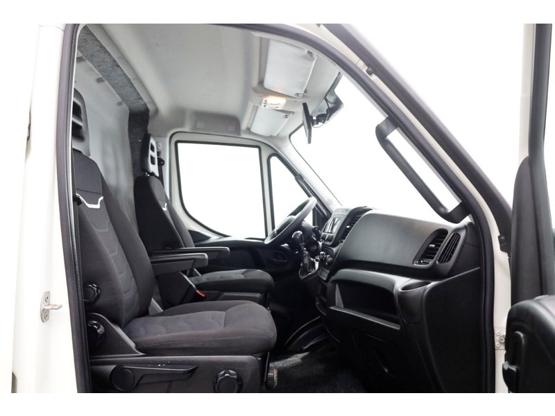 45917978-iveco-daily-3