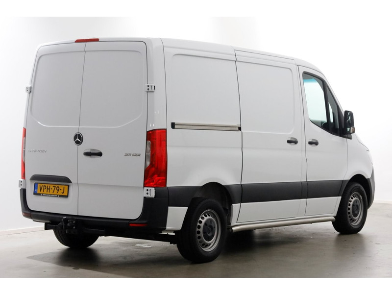 45918121-mercedes-benz-sprinter-2
