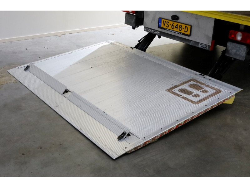 45945043-mercedes-benz-sprinter-12