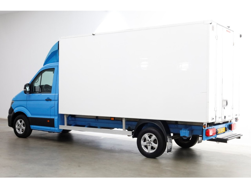 46068554-volkswagen-crafter-9