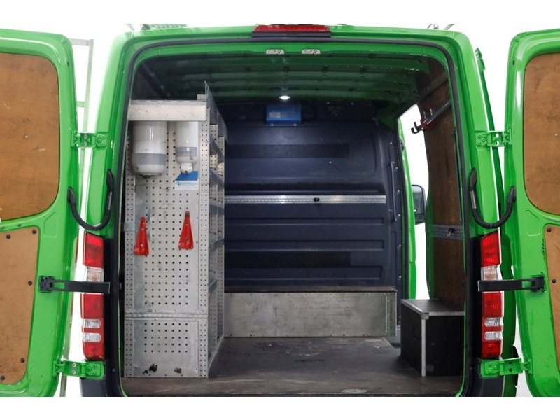 46145581-mercedes-benz-sprinter-5