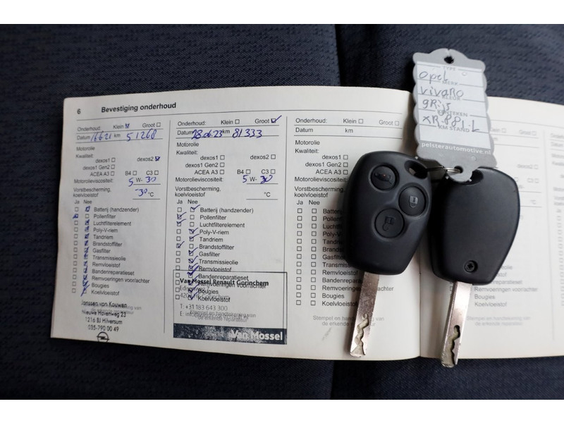 46256946-opel-vivaro-9