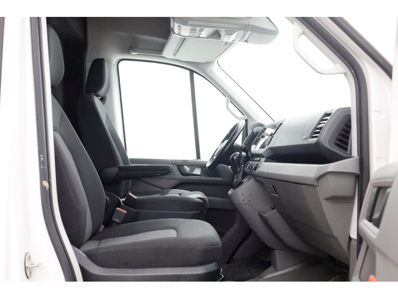 46402437-volkswagen-crafter-3