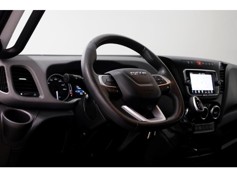 46560935-iveco-daily-16