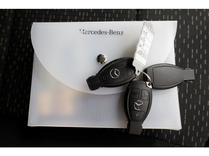 46629923-mercedes-benz-evito-6