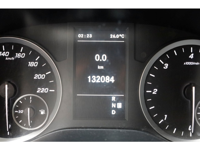 46852700-mercedes-benz-vito-25